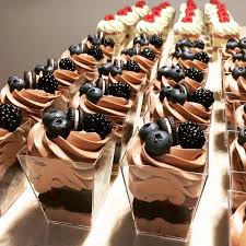 Chez Remme Nous Avons Les Derniers Articles Pour La Restauration Et Nous Faisons Votre Ev En 2020 Gateaux Et Desserts Idee Dessert Facile Recettes De Cuisine