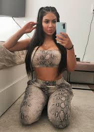 Ivy Sky - Free pics, galleries & more at Babepedia