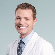 Patrick Fraley's Instagram, Twitter & Facebook