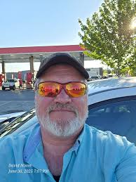 David Nixon (@dnix.1968) • Threads, Say more