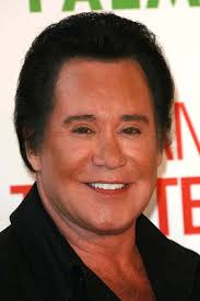 Wayne Newton became 'Mr. Las Vegas' and is Still Going Strong Despite  Losing All His Fortunes