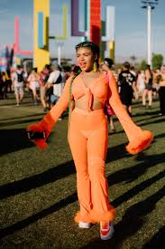 Your coachella style of course! Coachella Street Style Looks From The 2019 Festival