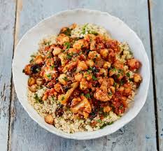 Stir cooked vegetables such as roasted peppers and mushrooms into rehydrated couscous, or toss with chopped nuts and dried fruits and flavour with a pinch of your favourite spice. The Best Super Easy Vegetarian Student Recipes Unihomes
