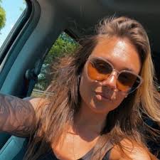 Ashton Vorhees (@ashtnelzbth)