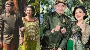 In her youth, she performed with a group called monata. Nkqrl4ph01v2zm