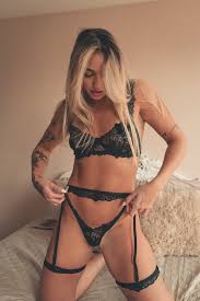 Hot Thayane Napoleao Nude Photos