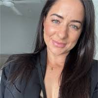 Rebecca Moen's Instagram, Twitter & Facebook