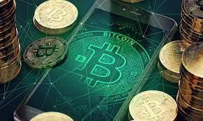 The value of the first bitcoin transactions were negotiated by individuals on the bitcoin forum with one notable transaction of 10,000 btc used to indirectly purchase two pizzas delivered by papa. How To Invest In Bitcoin 2021 Best Ways To Get Started