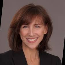 I'm ecstatic to share Lisa Butera (she/her) will be joining Swiss Re  Corporate Solutions leading Financial & Professional lines and Casualty for  North America.