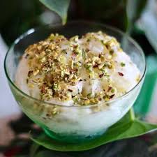 Le Bouza Ala Halib Est Une Delicieuse Glace Traditionnelle Libanaise A Base De Salep Et Mastic Et Aromatisee A L Eau De Desserts Libanais Recette Glace Recette
