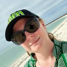 Some ODI cricket for your Tuesday afternoon! #AUSvSA