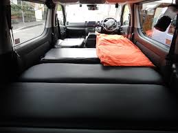 ハイエース 車 中泊 4 人