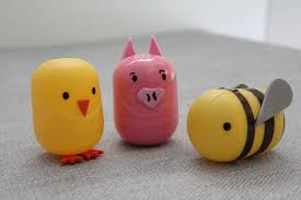 Traditionell mit familienbesuch, festtagsbraten und selbstgefärbten eiern? Niedliches U Ei Kapsel Upcycling Anleitung Diy Family