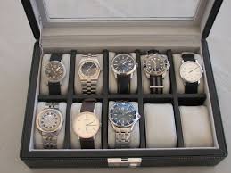En Haut Et De Gauche A Droite Seiko Snk809 Mod Pilot Tissot Pr516gl Rotary Les Originales Rotomatic Parnis Sub Mari Montre Boite A Montre Seiko Snk809