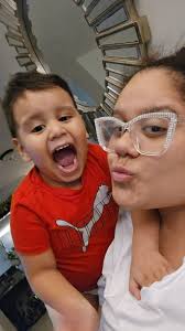 Help please. im doing to do this cake for my little boys birthday bu dont  know what to put the cake