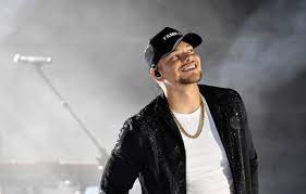 Kane brown has many fans, but unfortunately for the women out there hoping to steal his heart, he's already got a lucky lady. Kane Brown To Play Every Nba Arena On Upcoming Tour