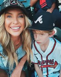 Lindsie Chrisley (@lindsiechrisley) • Instagram photos and videos