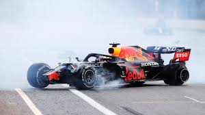 American airlines cancels hundreds of flights due to staffing crunch, maintenance issues. Formula 1 2021 News Baku Race Review Pirelli Drama Hamilton Brake Woes And One Happy Sebastian Vettel Eurosport