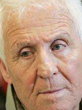 Le comédien connu pour son rôle dans le commissaire moulin est décédé ce samedi 24 avril, à connu du grand public notamment pour son rôle du commissaire moulin, titre d'une série policière. Casting Commissaire Moulin Saison 8 Allocine