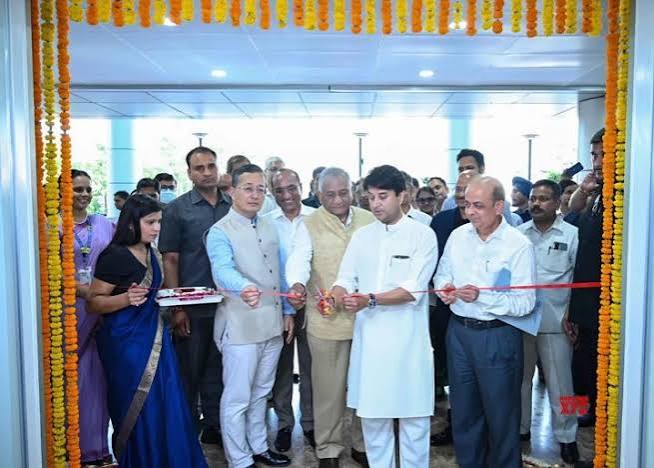 केंद्रीय नागरिक उड्डयन मंत्री ने किया 'उड़ान भवन' का उद्घाटन