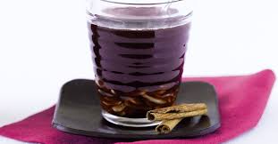 Unser Gluhwein Rezept Steckt Voll Kostlicher Aromen Und Ist Mal Was Anderes Gehobelte Mandeln Und Gehackte Trockenp Gluhwein Rezept Gluhwein Gehobelte Mandeln