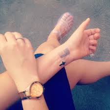 Small Black American Flag Tattoo Pin By Angela Cochneuer On What I Love Tattoos Mini Tattoos Flag Tattoo