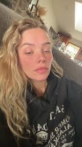 Lena Dodge's Instagram, Twitter & Facebook