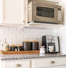 How To Decorate Kitchen Countertops