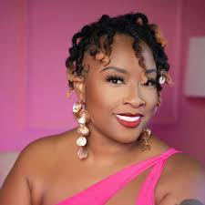 Kendra Belton's Instagram, Twitter & Facebook