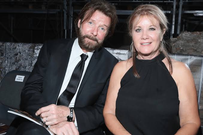 Ronnie Dunn + Janine Dunn: Inside Their 32-Year Love Story