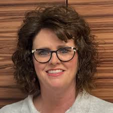 Why did Taunton High School use fall school pictures instead of senior  pictures in the yearbook?