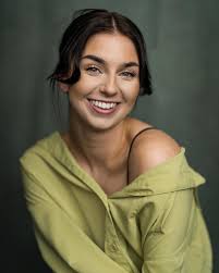 Congratulations to KARA LANE @karalane90 who appears in the upcoming  @hallmarkmovie Mystery Island #mysteryisland #hallmarkmovies