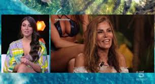 Nel 1994 ha debuttato nella trasmissione televisiva la sai l'ultima?, condotta da pippo franco, giungendo alla finale. Isola 15 Giulia Salemi Per Fariba Tehrani Si Scontra Con Valentina Persia