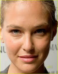 Bar Refaeli: Fashion's Night Out with Armani!: Photo 2479188