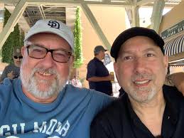 Glenn Knowles (@GlennzGr8ful)