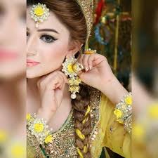 Mehndi Bridal Mehndi Dresses Bride Jewellery Flower Jewellery