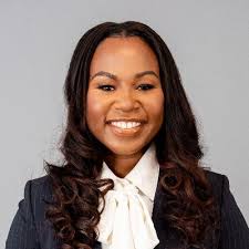 Katherine Thomas's Instagram, Twitter & Facebook