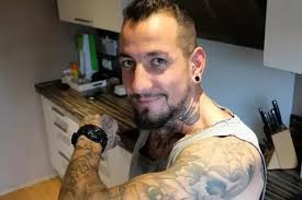 Fußballer Peter Rausch und seine „Bilder“-Haut