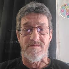 Gooooooooooddddd morning! We are gonna have scattered showers and  thunderstorms to kick off your weekend!! I do think most of these will  behave and stay under severe limits but of course I