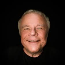 Larry Ludlow's Instagram, Twitter & Facebook