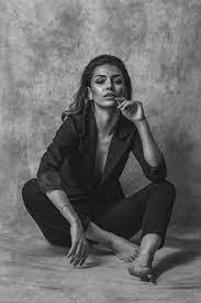 Black And White W Anna Joseph Tran On Fstoppers Studio Photography Poses Studio Photography Fashion Hipster Photography