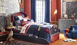 Pottery Barn Harry Potter Collection Casts An Enchanting Spell Home Decor Harry Potter Bedroom Decor