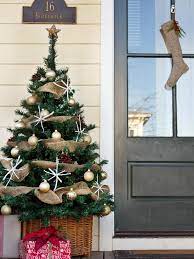 How To Make A Front Porch Christmas Tree Christmas Door Decorations Outdoor Christmas Tree Outdoor Christmas Decorations