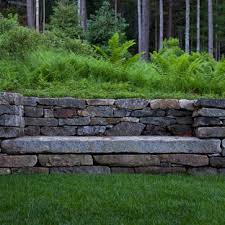 Do your best to tightly interlock the rock. 75 Beautiful Rustic Retaining Wall Design Houzz Pictures Ideas July 2021 Houzz