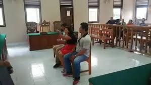 Video British Woman Sentenced For Slapping Indonesian Official Daily Mail Online