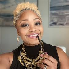 Maureen Lyden's Instagram, Twitter & Facebook