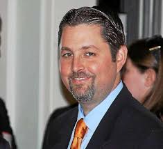 Cromwell Democratic leader accuses mayor of 'grandstanding' against Lamont  over reopening