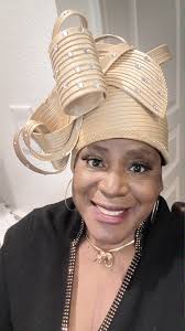 𝐇𝐚𝐩𝐩𝐲 Sunday, 𝐞𝐯𝐞𝐫𝐲𝐨𝐧𝐞! If you're feeling impatient today,  take a moment to remember that God truly understands your needs. He won't  hold back any good thing from you. Trust in His perfect