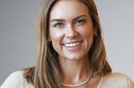 Courtney Rowley's Instagram, Twitter & Facebook