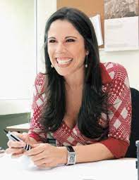 Para entrar a telehit la periodista paola rojas tuvo que hacerse novia de juan carlos el borrego nava, quien en ese entonces eran una de las personas más. Paola Rojas Wikipedia